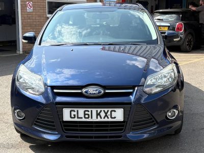 FORD FOCUS 1.6 ZETEC – 5 DOOR