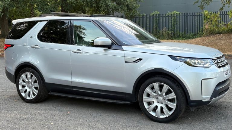 LAND ROVER DISCOVERY 3.0 SD6 HSE Luxury 5dr Auto