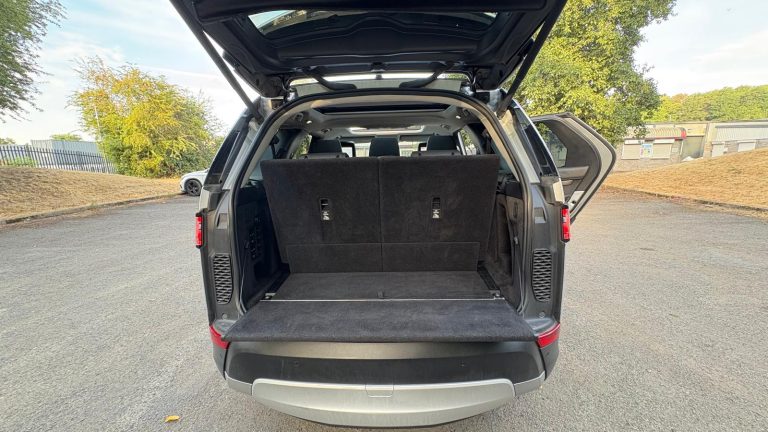 LAND ROVER DISCOVERY 3.0 SD6 HSE Luxury 5dr Auto