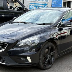 VOLVO V40 D4 [190] R DESIGN LUX NAV