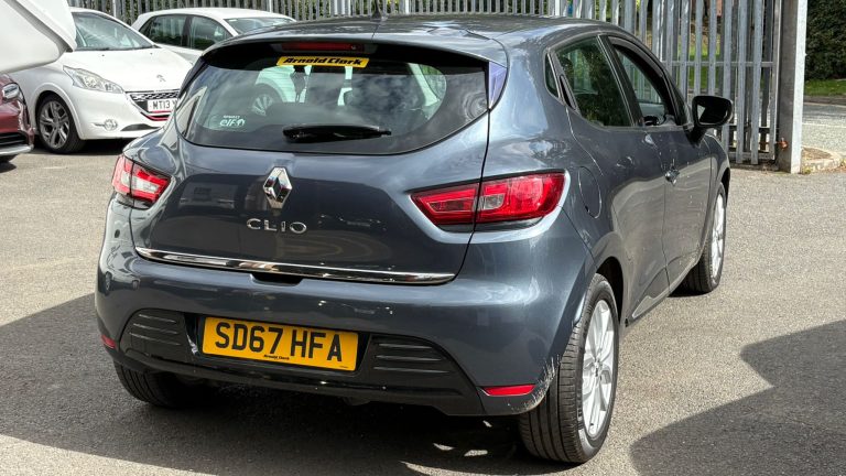 RENAULT CLIO