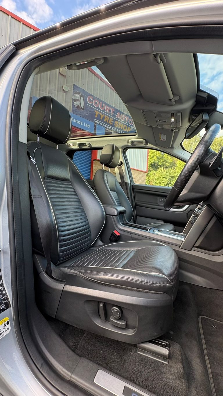 LAND ROVER DISCOVERY SPORT 2.0 SD4 240 HSE Dynamic Luxury 5dr Auto