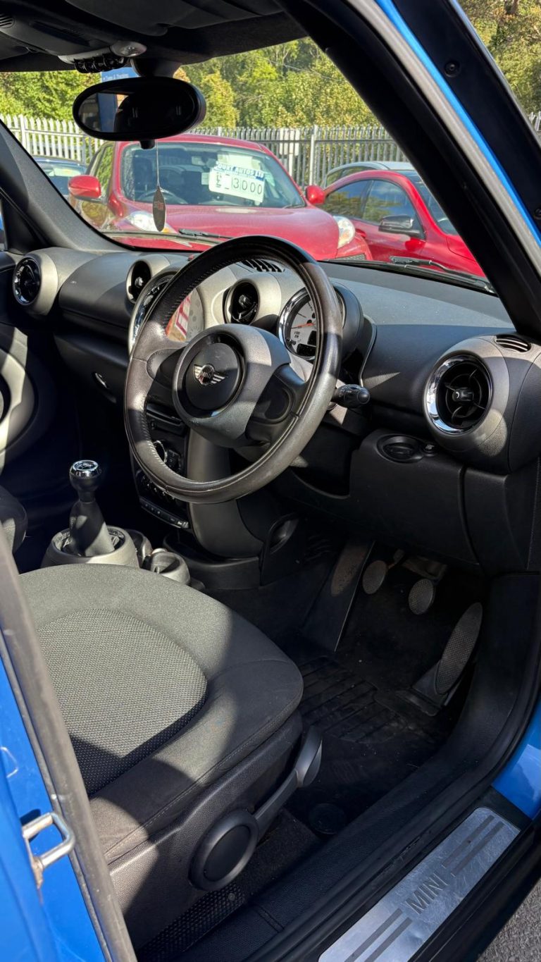 MINI COUNTRYMAN 16 Cooper 5dr