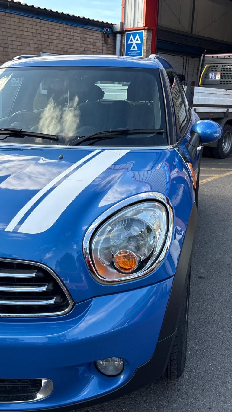 MINI COUNTRYMAN 16 Cooper 5dr