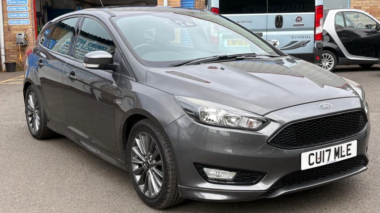 FORD FOCUS 1.0 ECOBOOST 125 ST-LINE