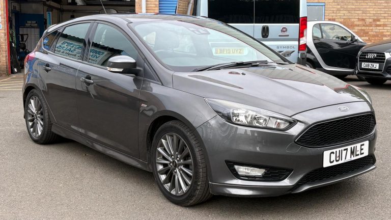 FORD FOCUS 1.0 ECOBOOST 125 ST-LINE