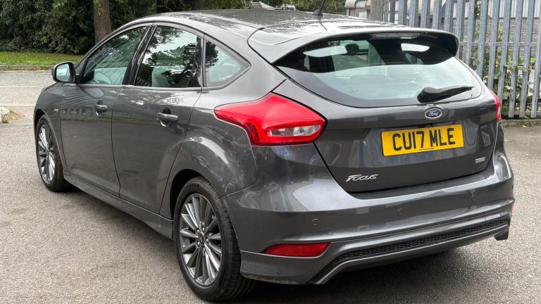 FORD FOCUS 1.0 ECOBOOST 125 ST-LINE