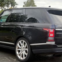 LAND ROVER RANGE ROVER 3.0 TDV6 Vogue SE 4dr Auto