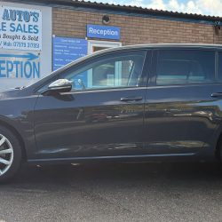 VOLKSWAGEN GOLF 1.6 TDI GT 5dr DSG