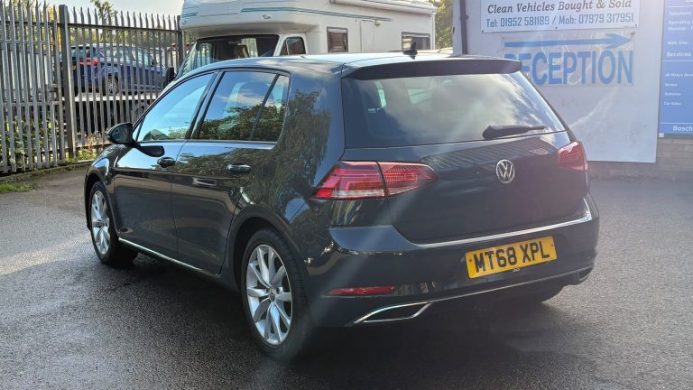 VOLKSWAGEN GOLF 1.6 TDI GT 5dr DSG